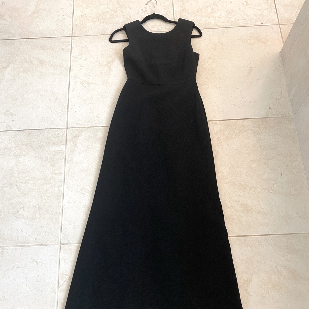 Bcbg Max Azria Black Izabelle V-Neck Back Pleated Chiffon Drape Darted Gown